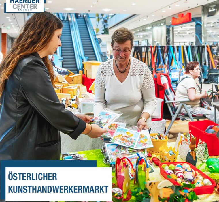 Marktstand beim österlichen Kunsthandwerker Markt