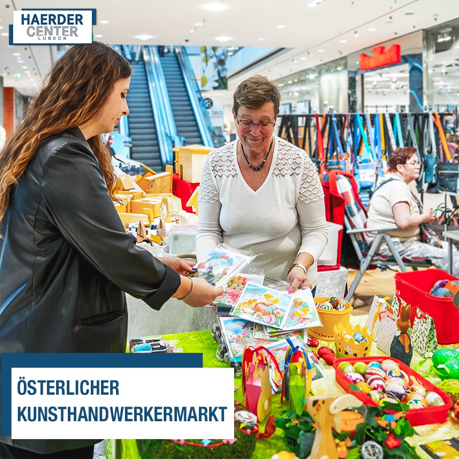 Marktstand beim österlichen Kunsthandwerker Markt